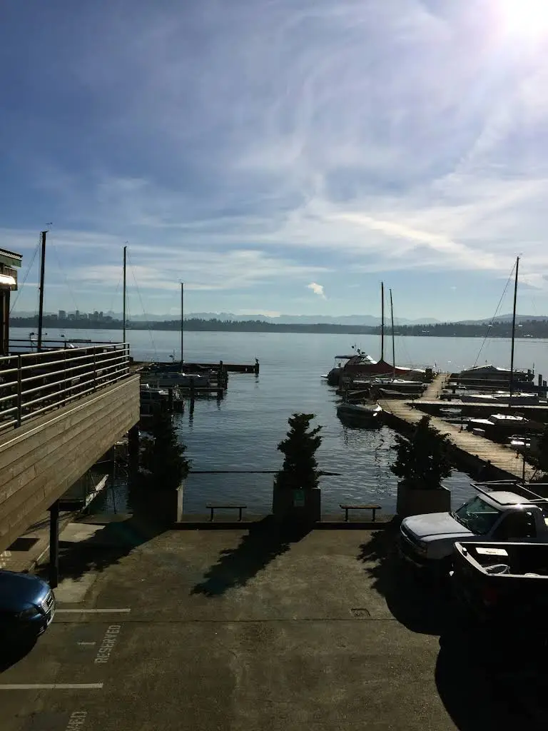 32 Pearls Seattle