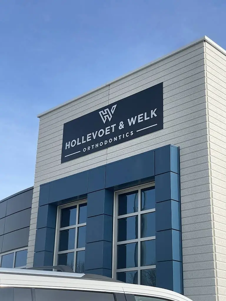Hollevoet & Welk Orthodontics