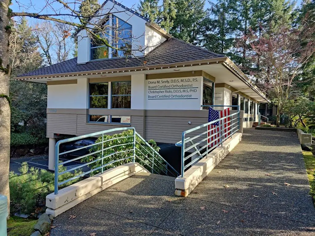 Dr. Dona Seely Orthodontics