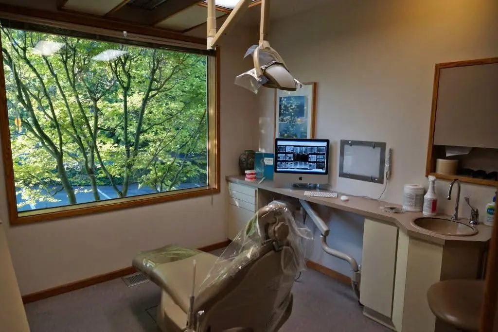 NW Dental Center: Fred S Hsu DMD