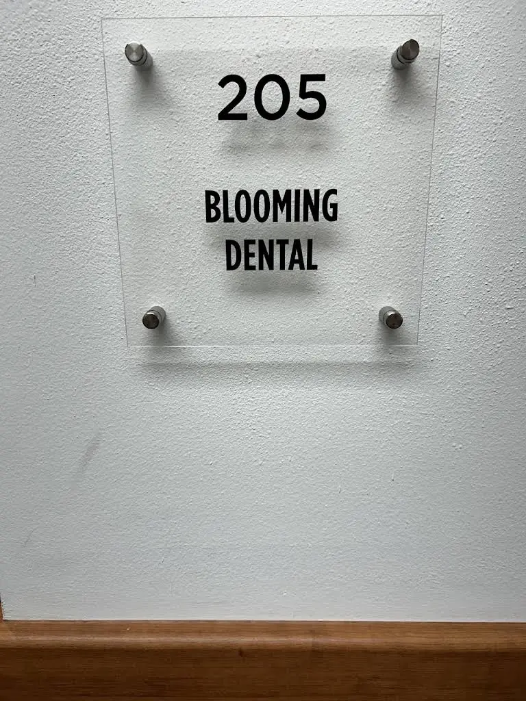 Blooming Dental - Implant & Prosthodontics