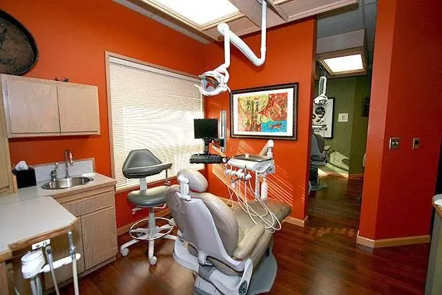 Tom S Rohdy DDS PS