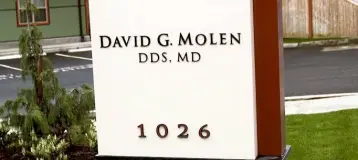 Molen Oral and Implant Surgery