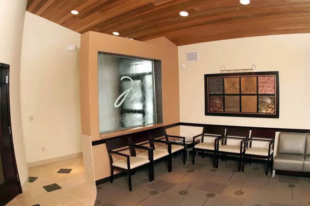 Molen Oral and Implant Surgery
