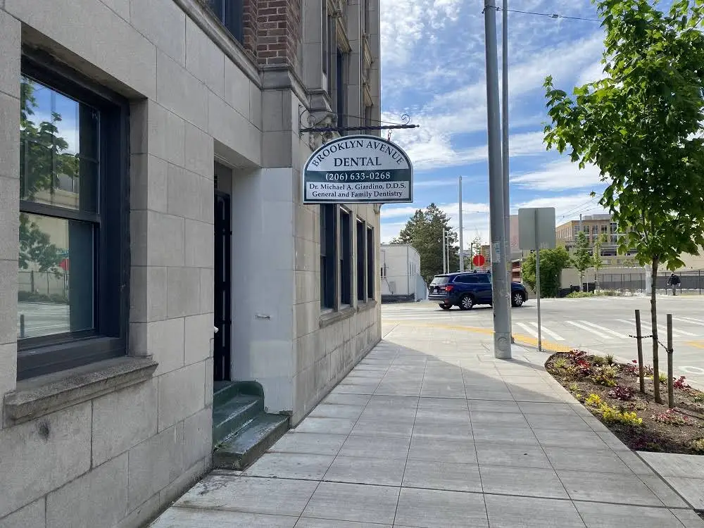 Brooklyn Avenue Dental
