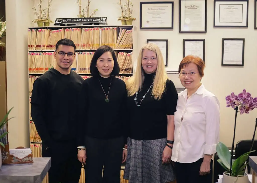 Aurora Dental Care