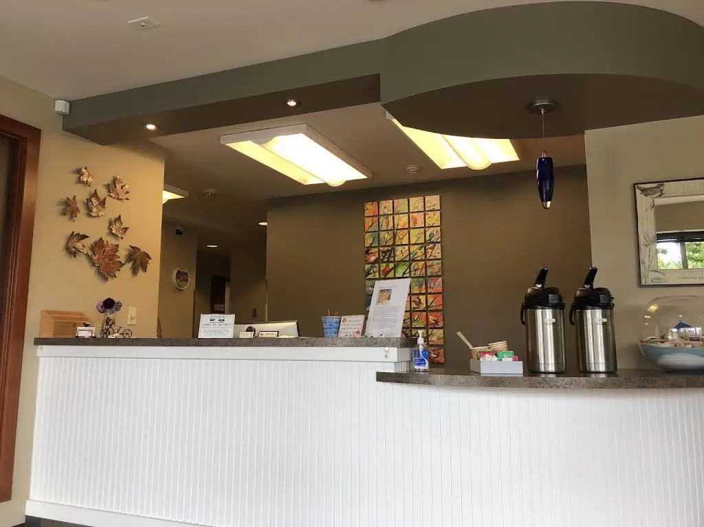 Maple Leaf Dental