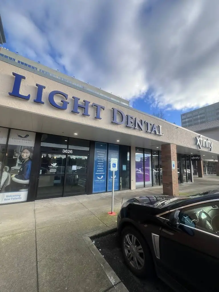 Light Dental Studios of Bellevue