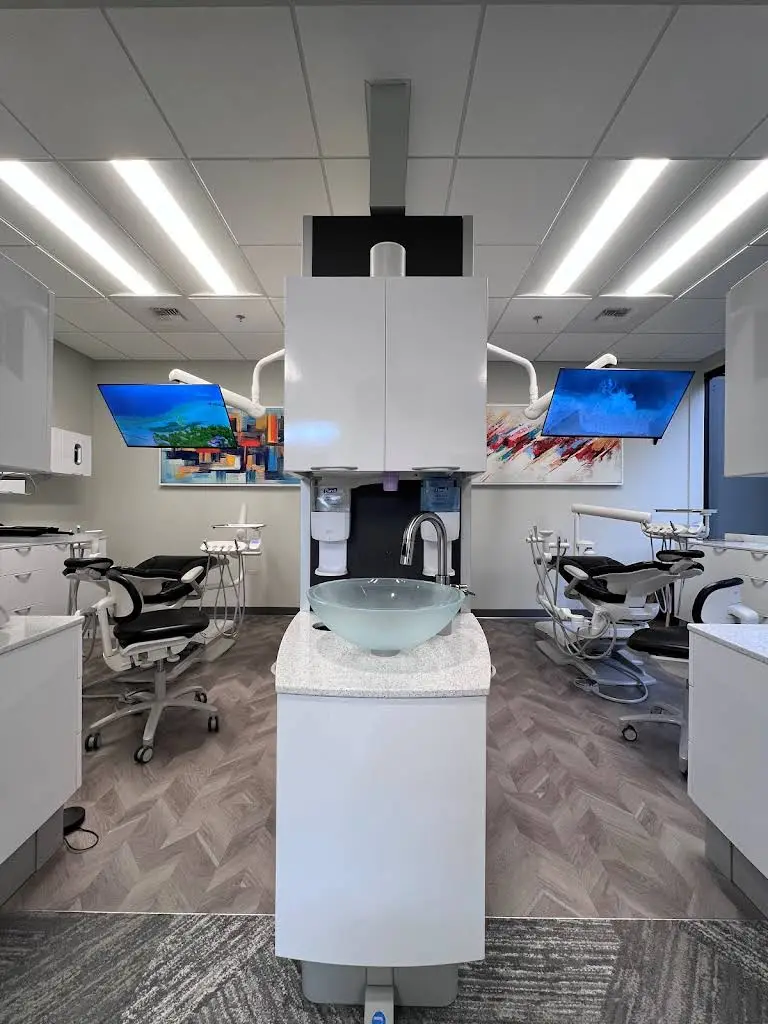 Minimally Invasive Dental Aesthetics