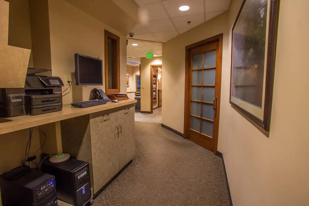 Pacific Northwest Oral & Maxillofacial Surgeons, Dental Implants & Wisdom Teeth