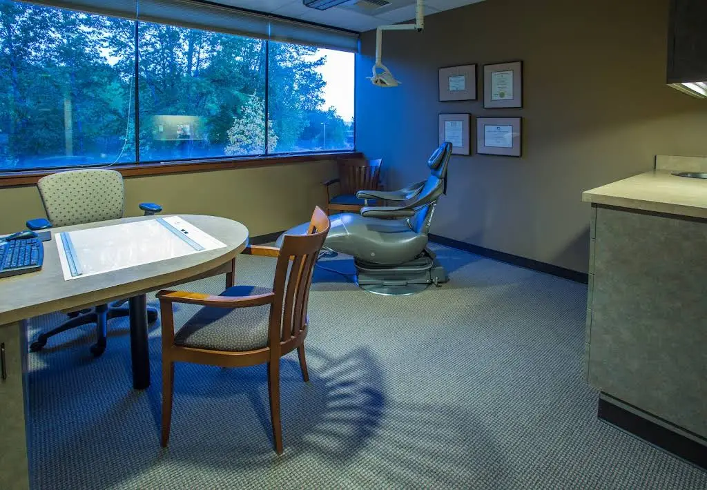 Pacific Northwest Oral & Maxillofacial Surgeons, Dental Implants & Wisdom Teeth