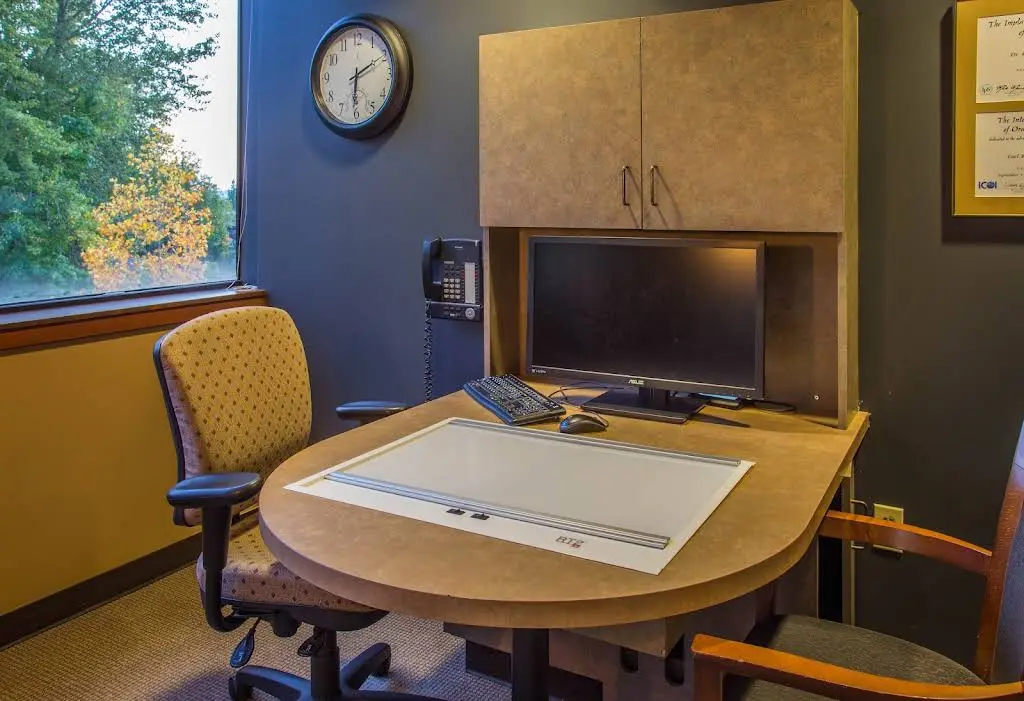 Pacific Northwest Oral & Maxillofacial Surgeons, Dental Implants & Wisdom Teeth