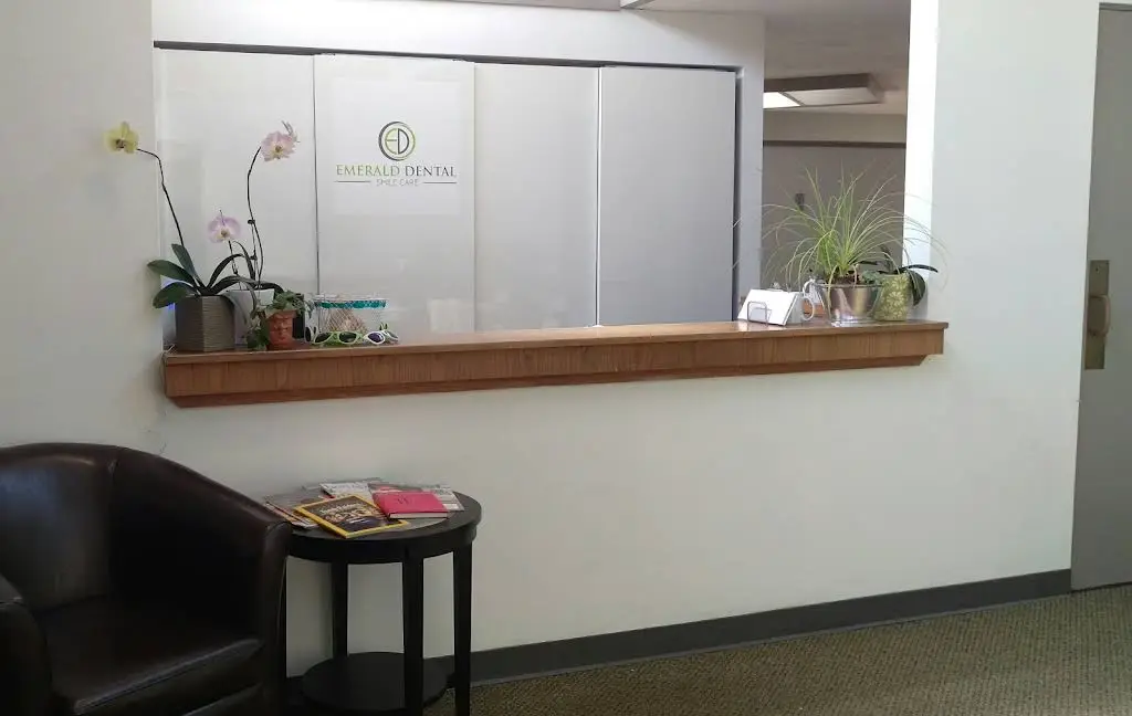 Emerald Dental