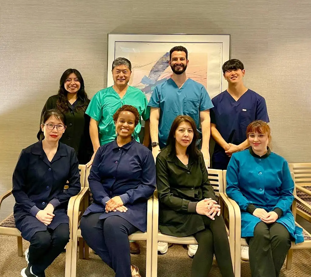 Periodontics Northwest: Dr. Mao & Dr. Shaya