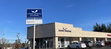 Light Dental Studios of Lynnwood