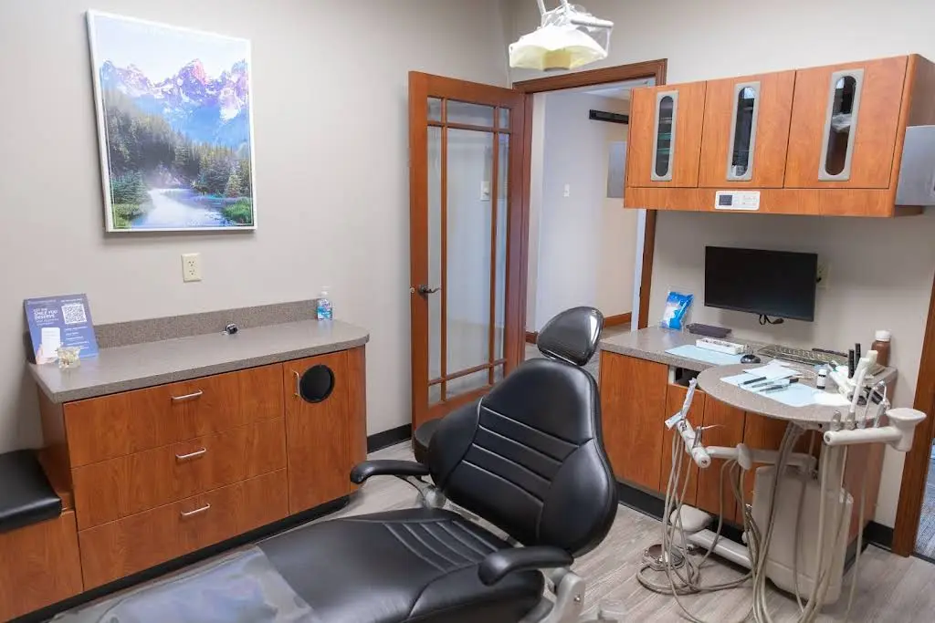 Montana Center for Implants and Dentures