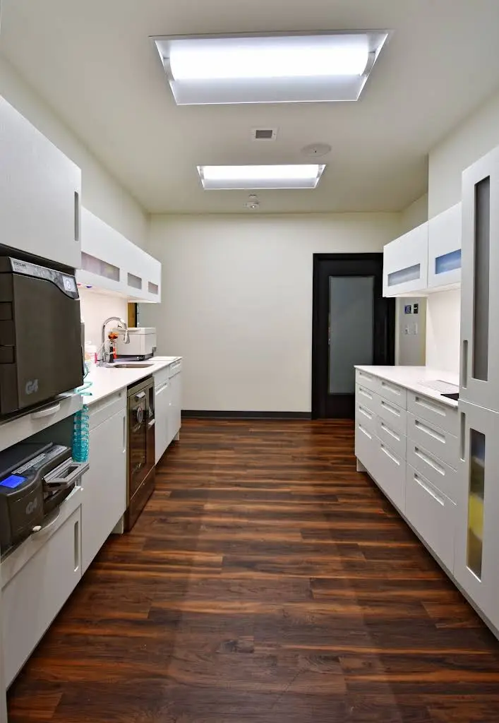 Plaza Pointe Dental Specialists