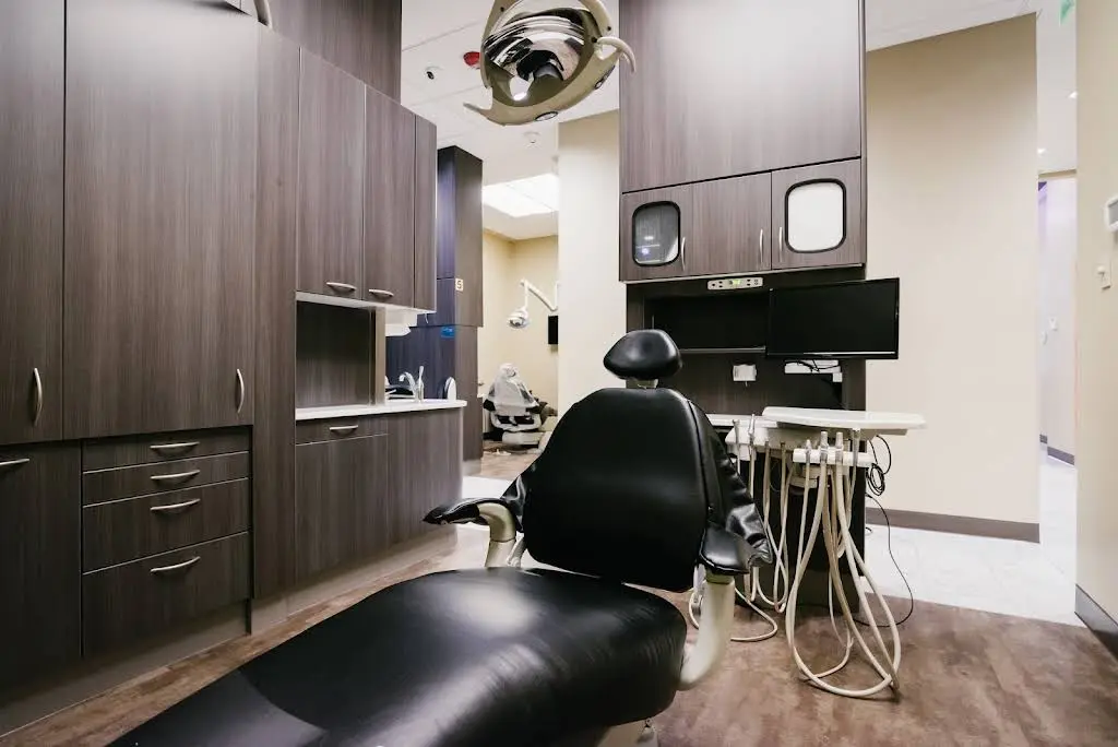 8 To 8 Dental Lynnwood