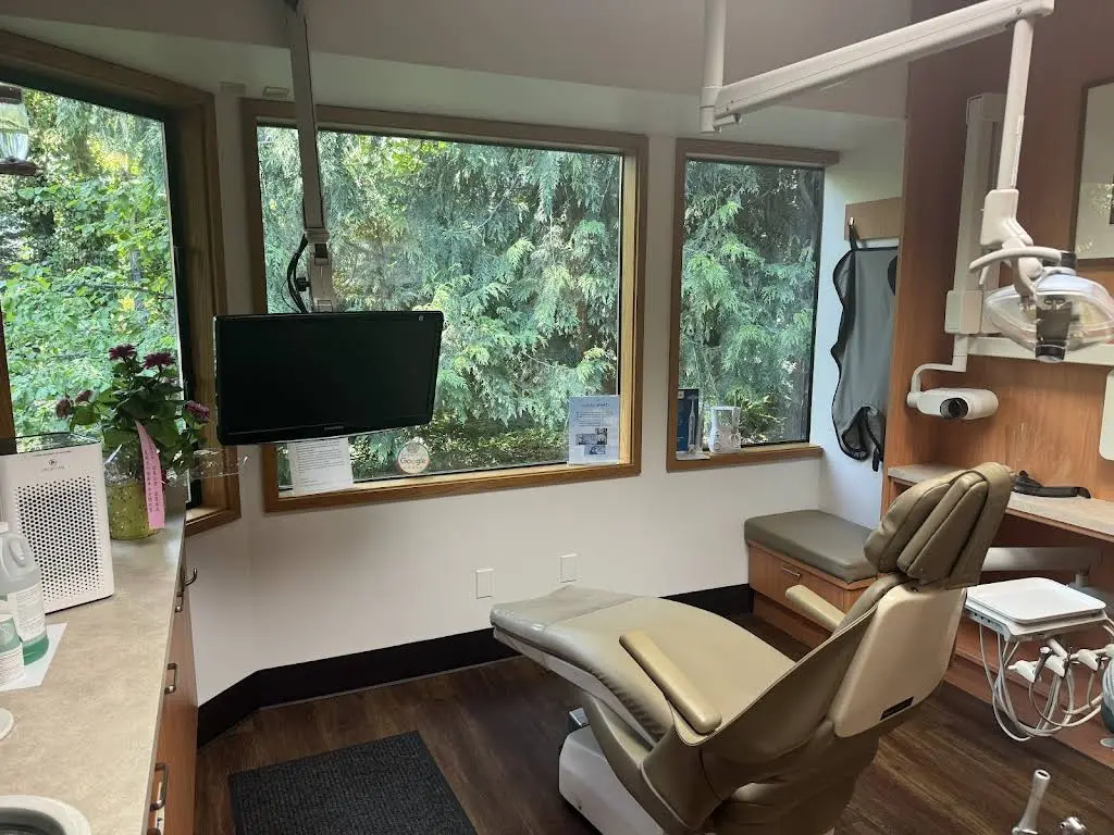 Dr. Hung Family and Cosmetic Dentistry