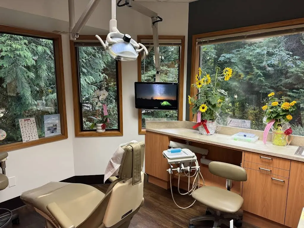 Dr. Hung Family and Cosmetic Dentistry