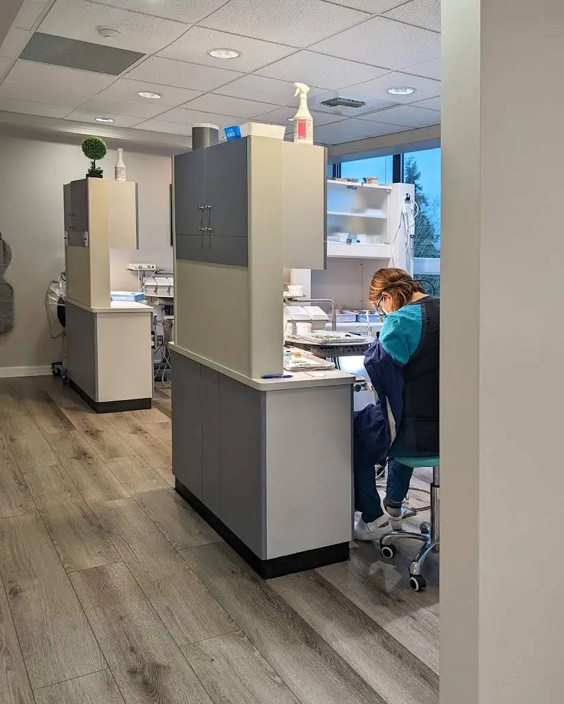 Cascade Dental Group / Kathy Malinovska DDS