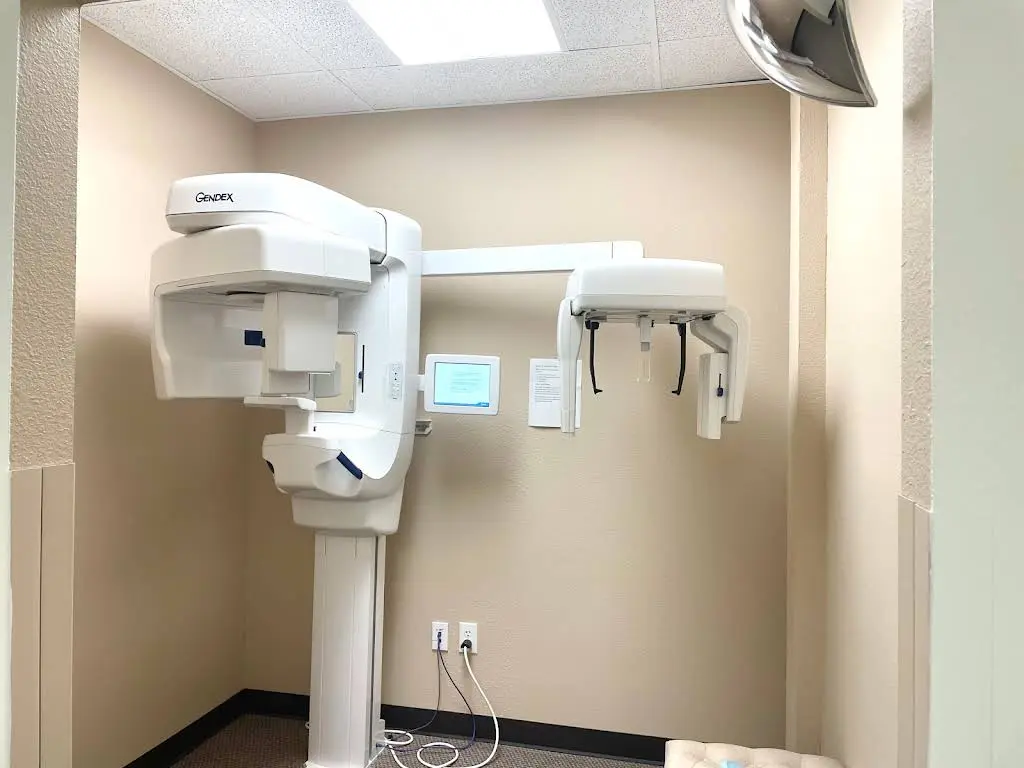 Blooming Dental - Implant & Prosthodontics