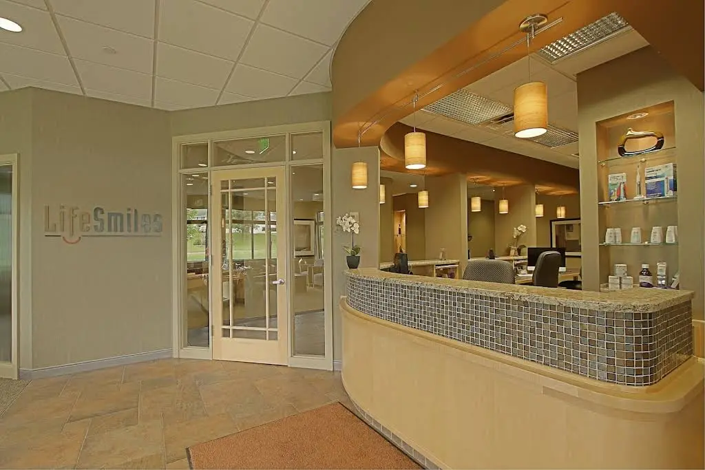 LifeSmiles Dental