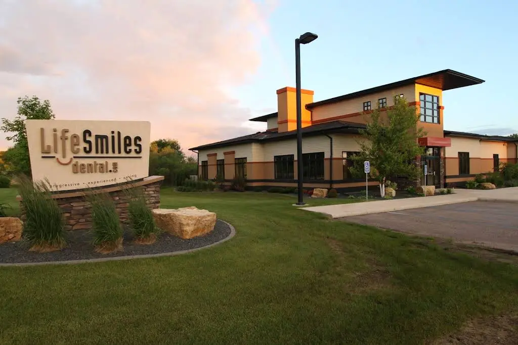 LifeSmiles Dental