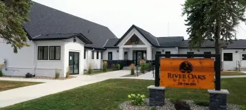 River Oaks Dental, Deerwood