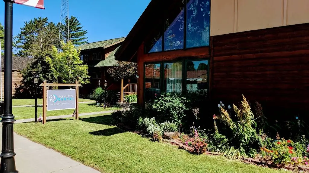 Smile Lodge