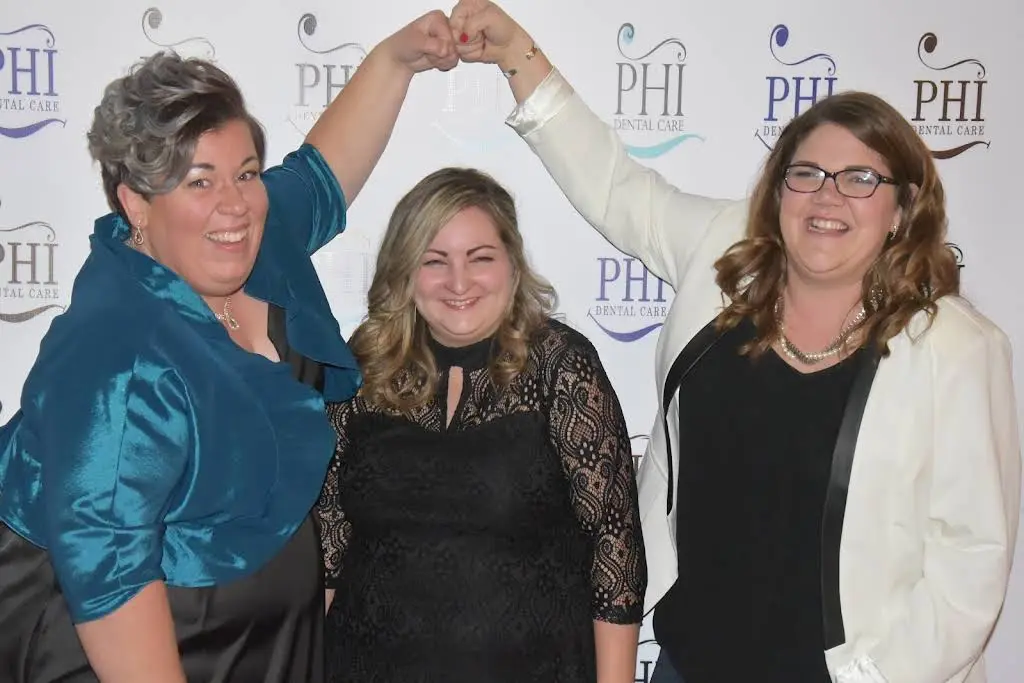 PHI DENTAL CARE