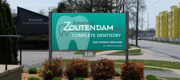 Jonathan Zoutendam, DDS