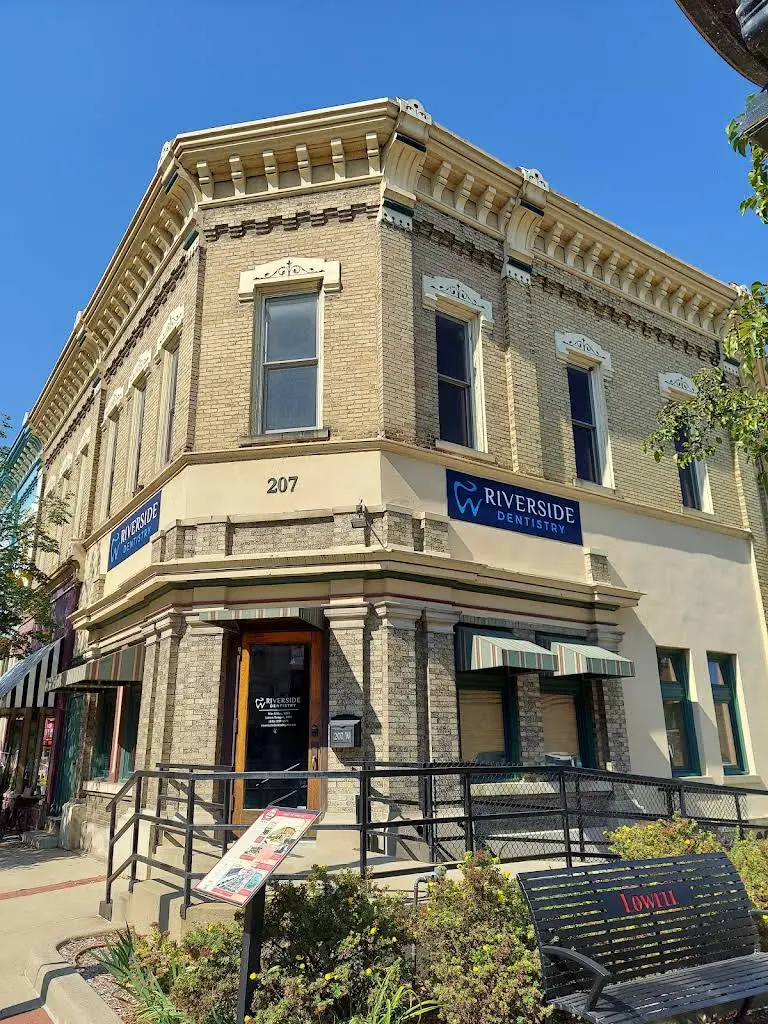 Riverside Dentistry