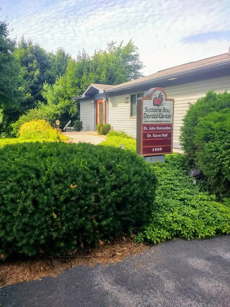 Suttons Bay Dental Center