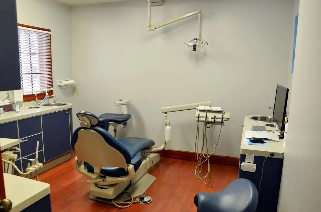 Cascade Village Dental - Dr. Lauryne Vanderhoof