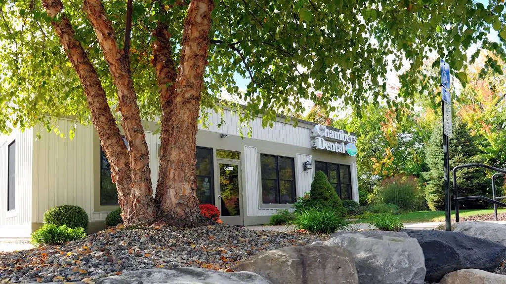 Chambers Dental: Randall Chambers DDS