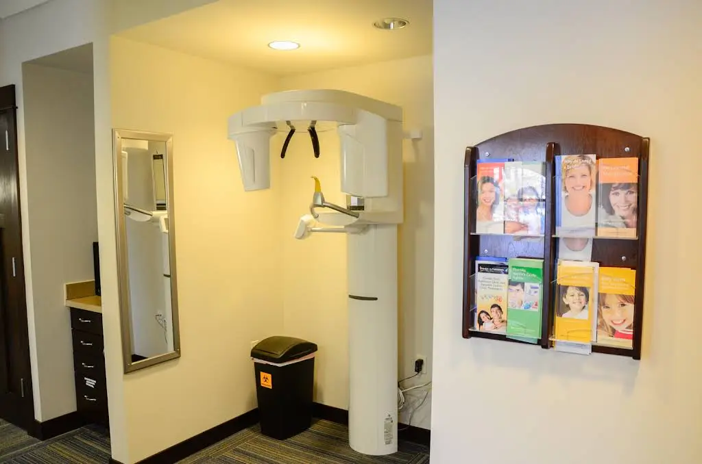 Chambers Dental: Randall Chambers DDS