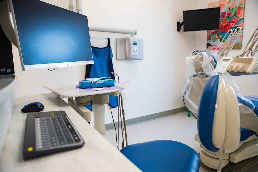 Dr. Chelsea Mason Dental