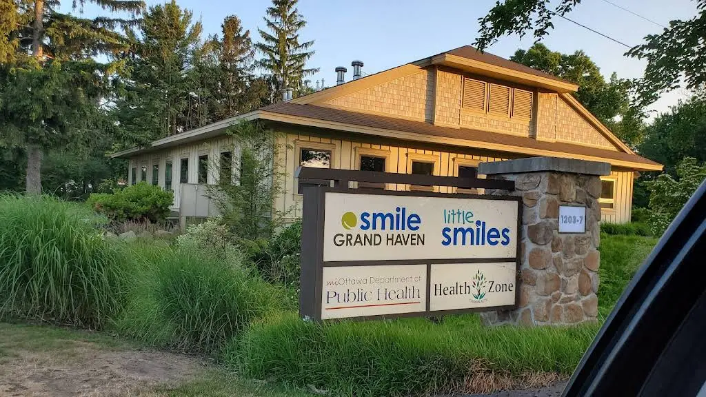 Little Smiles - Grand Haven