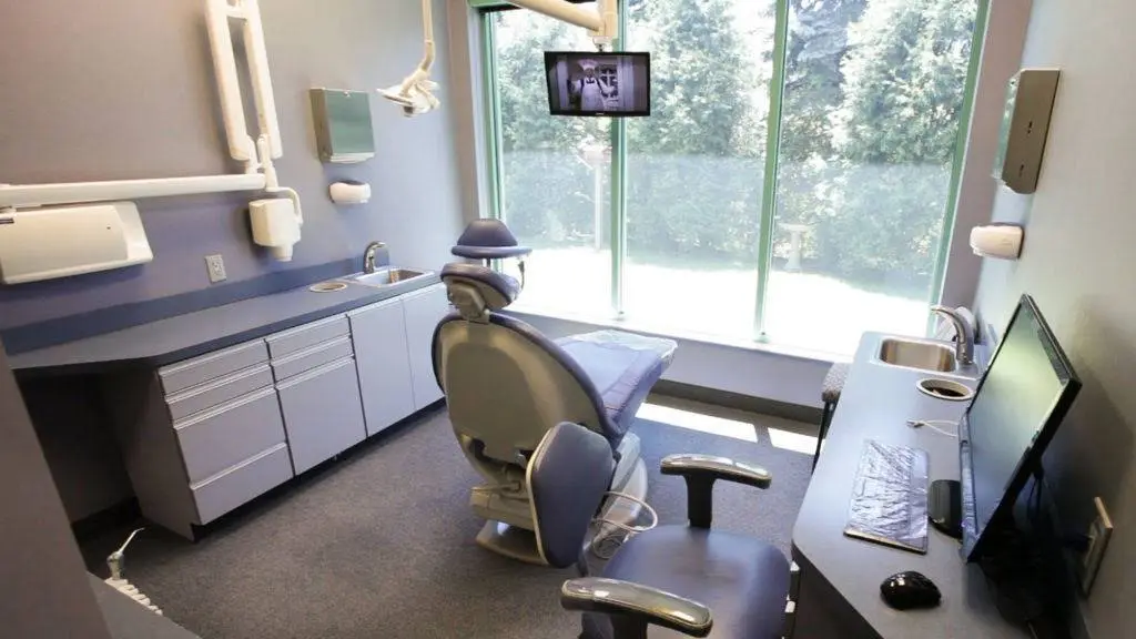 Lindenbrook Dental Care