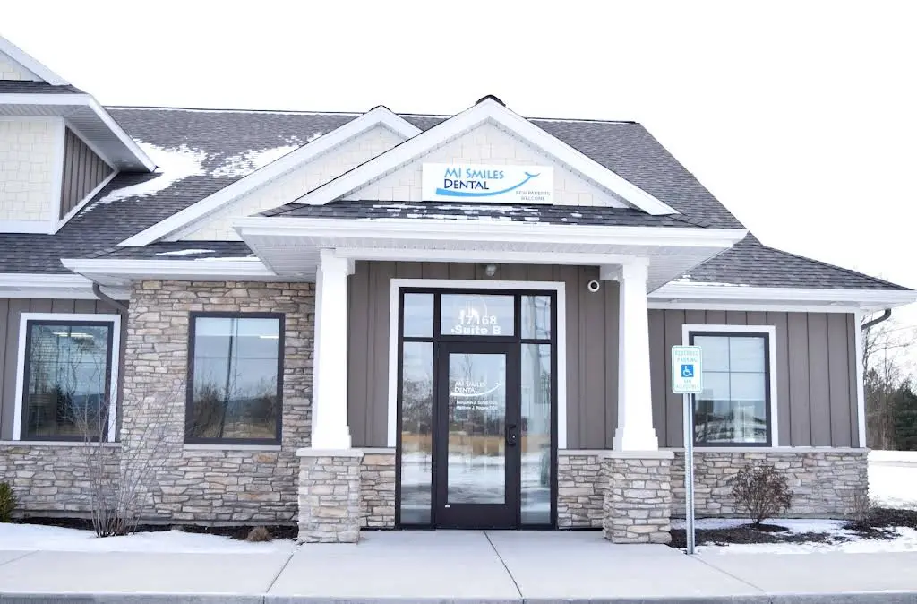MI Smiles Dental