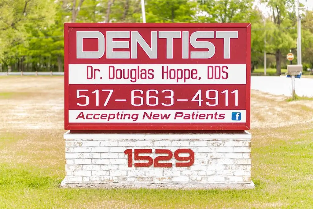 Douglas Hoppe DDS