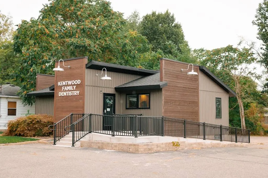 Kentwood Family Dentistry - Dr. Ryan Hartley