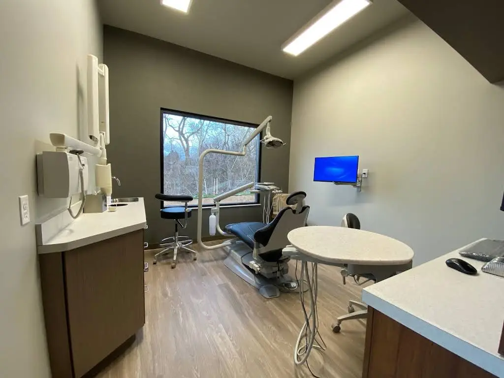 Rivertown Dental Associates, Dr. Curtis E. Hahn
