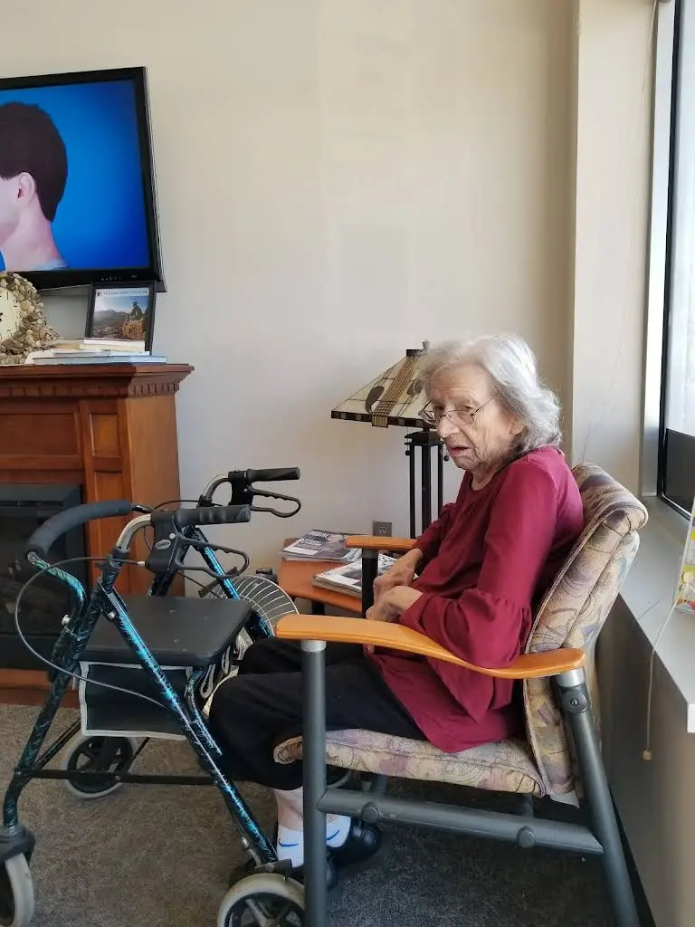 One Day Denture Services: Erhard Robert W DDS / Smiles of Lansing