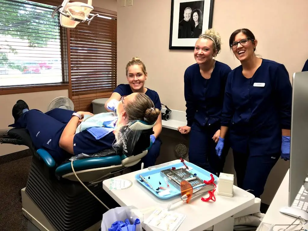 Drs Burau Cosmetic and Family Dentistry