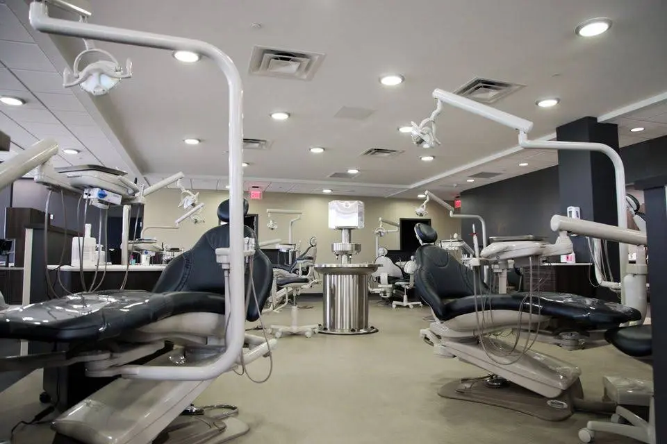 Family Health Center - Alcott Dental