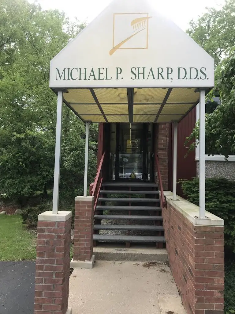 Sharp Smile Center