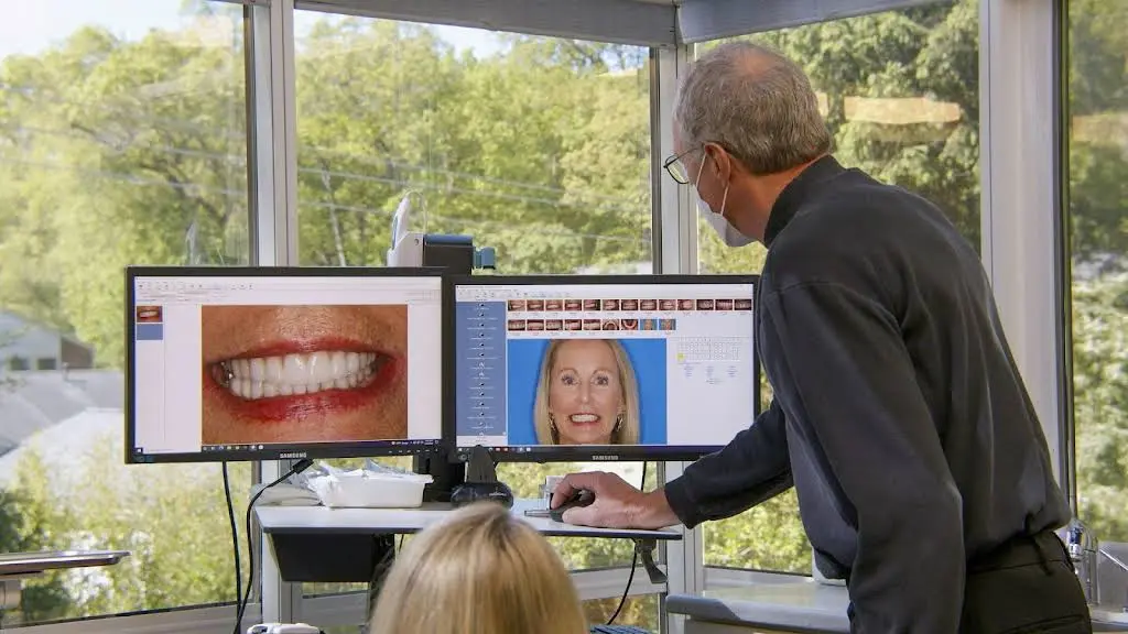Sharp Smile Center
