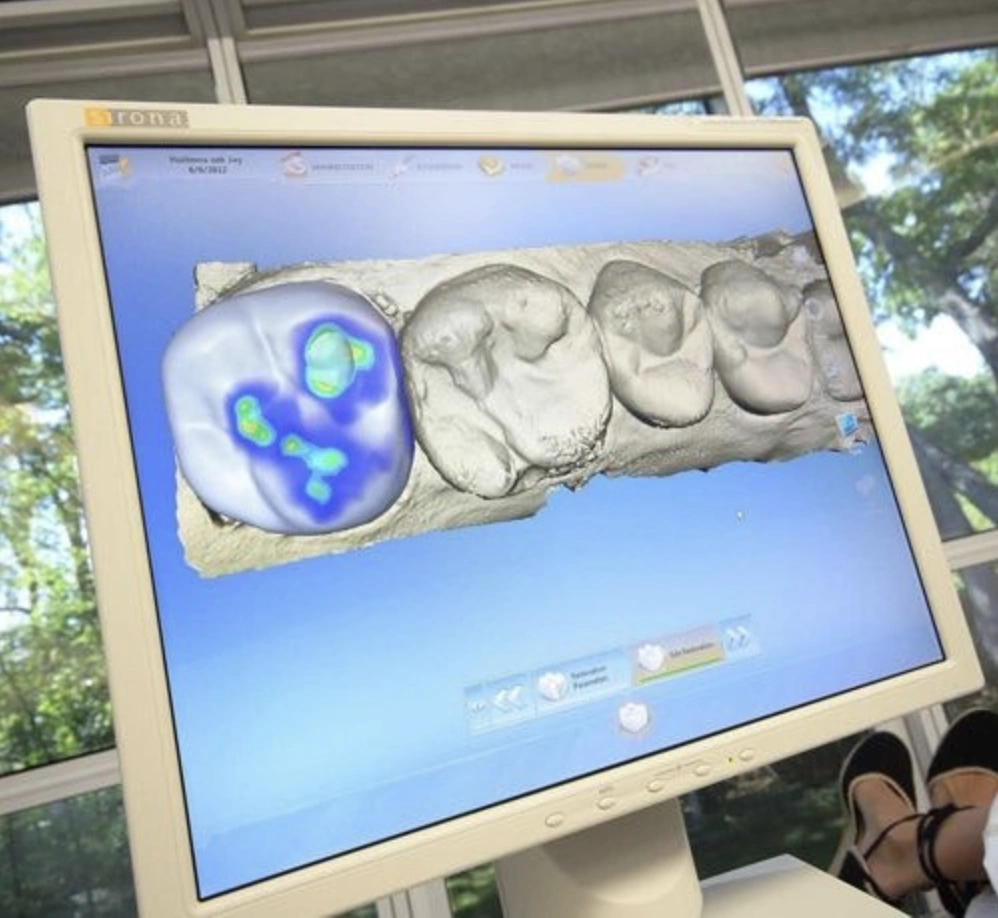 Sharp Smile Center
